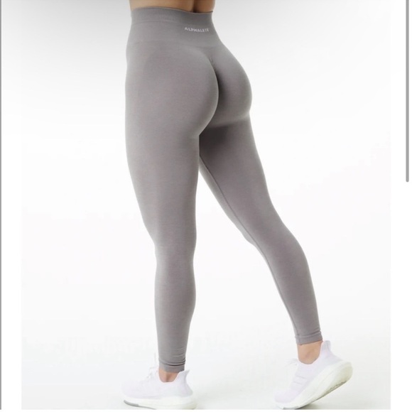 Alphalete Pants - Alphalete Amplify Leggings in Storm Grey XS/S